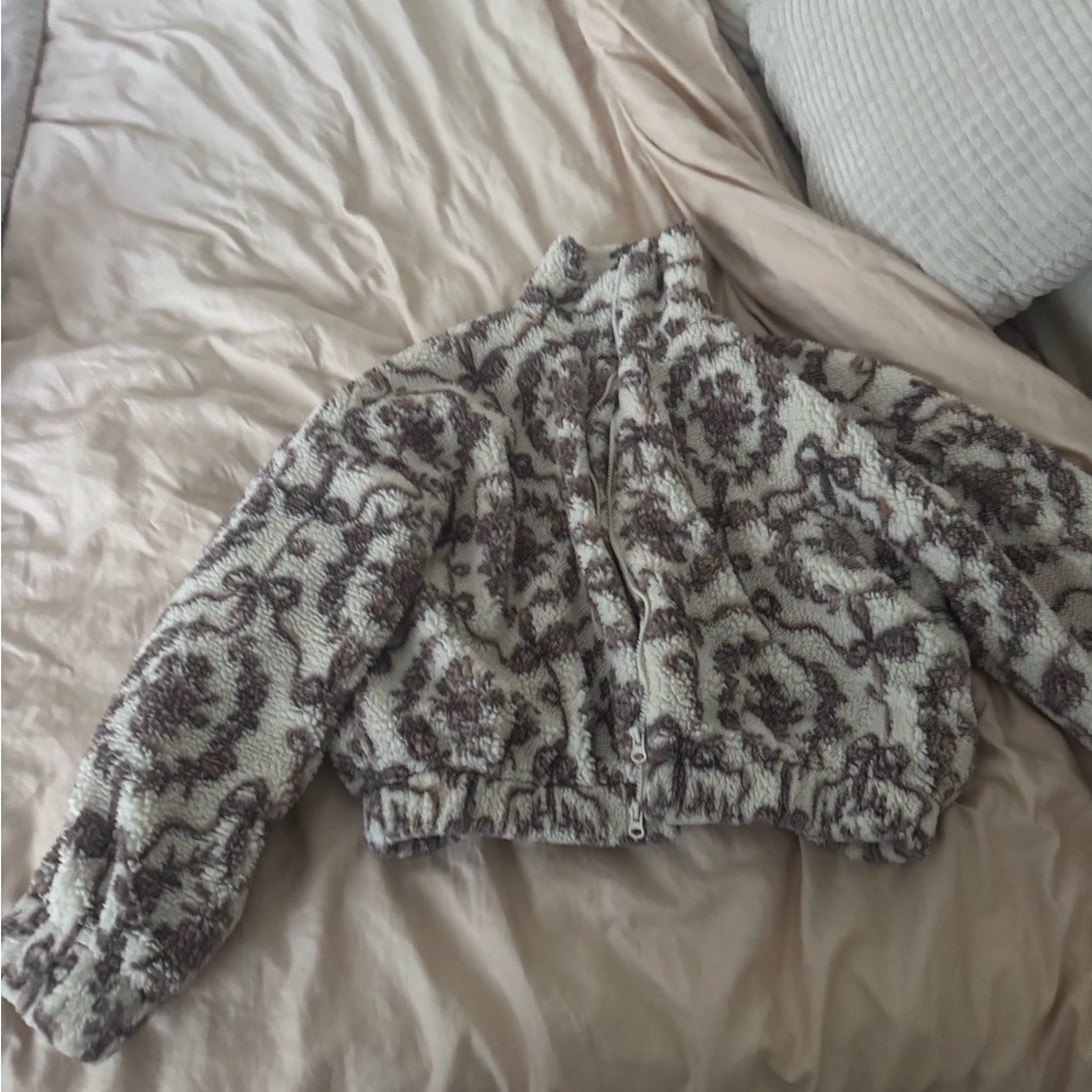 Urban Outfitters Kimchi Blue Textured Cream and Brown Jacket